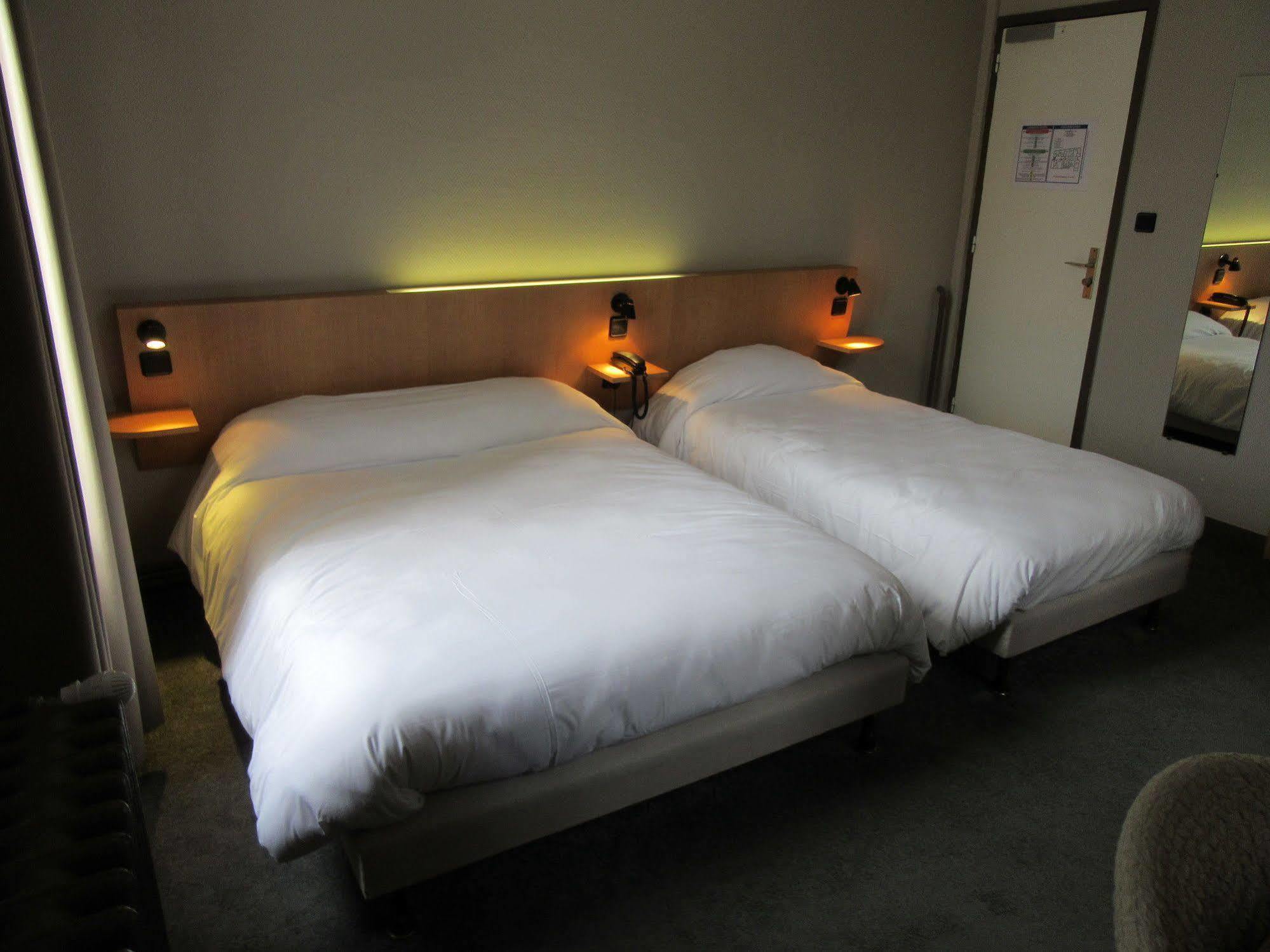 Contact Hotel De France Saintes Eksteriør bilde
