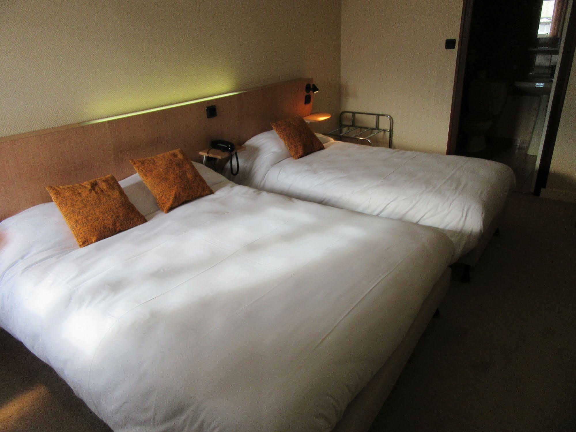 Contact Hotel De France Saintes Eksteriør bilde